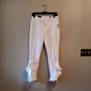 Blank NYC Cropped White Jeans with Frayed Hems
